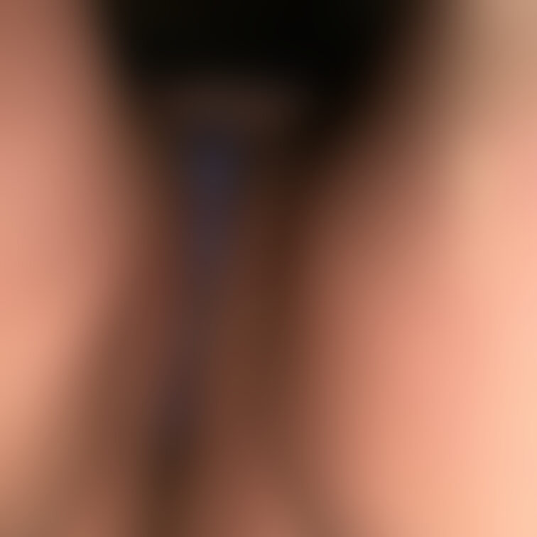 スカートの中越しでパンティずらしてアソコのドアップ撮影💜
OLお○○○さんの逆さ撮りパンチラ動画→ https://m