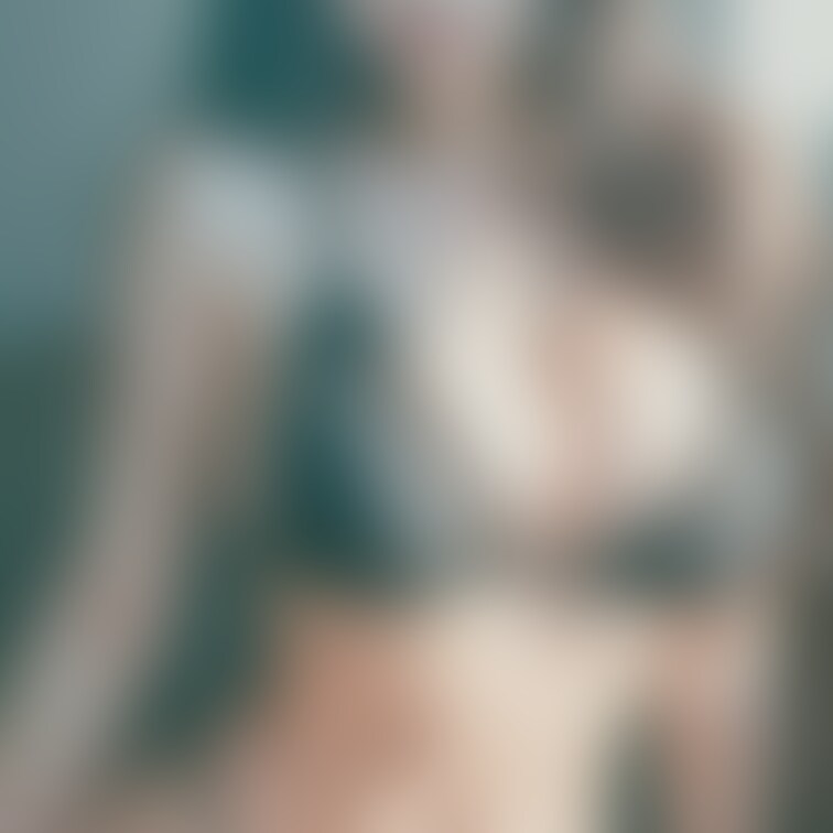【M】No.62 ピンナップモデル5枚

・画像は「Stable Diffusion」によって生成しました。
・実