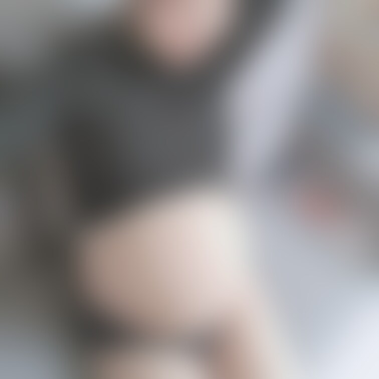 40週ボテ腹🤰

なんと、、この写真を撮った2時間後に陣痛来ました！！
なんならこの時少〜し痛かったから、陣痛中の
