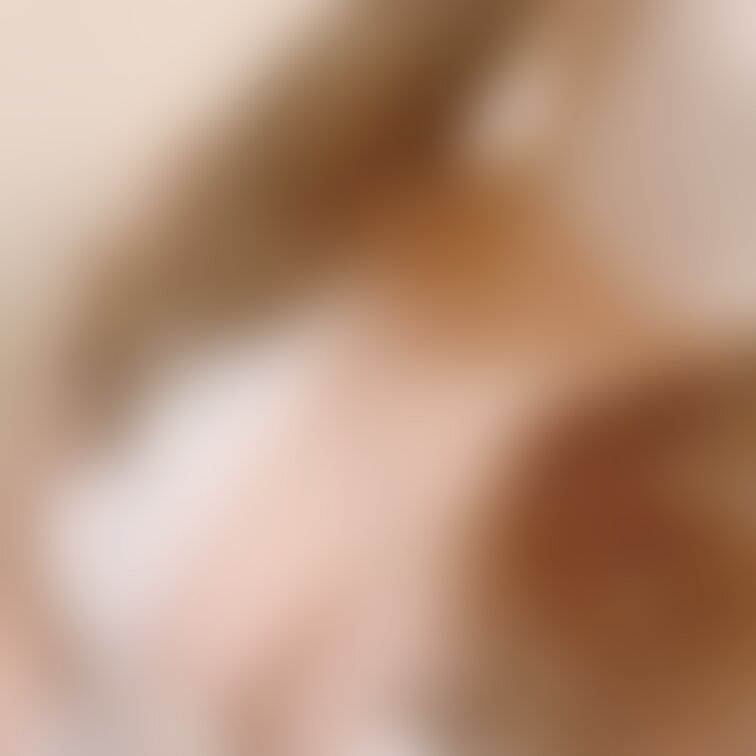 えちえちエプロン姿❤️みんな好きですか？
2、3枚目は口元出してます😘
この前メイド服で初めてイメージプレイしてみた