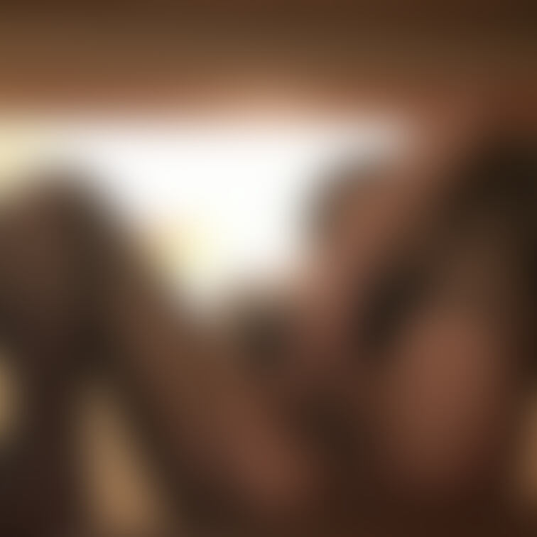 かわいい、、お花、、でしょ。。
いっぱい、、、蜜も、、出てるよぉ。。。
舐めてみたいですかぁ。。。