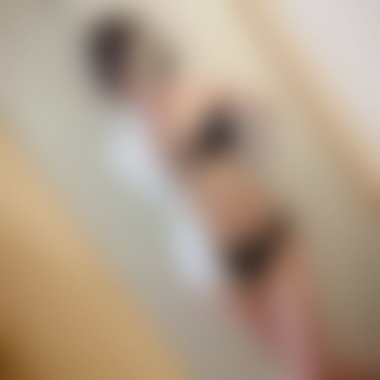 スマホ顔隠し鏡自撮り！
よく裏アカで見るやつをやってみました📷✨

画像なら頻繁に更新できる！
当面の目標は退職