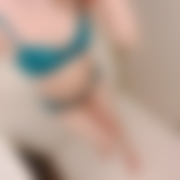 新しい下着👙
【みみからのお願い💕】
えっちだと思ってくれた方は
写真下の♡印をポチッとしてくれると、
毎日