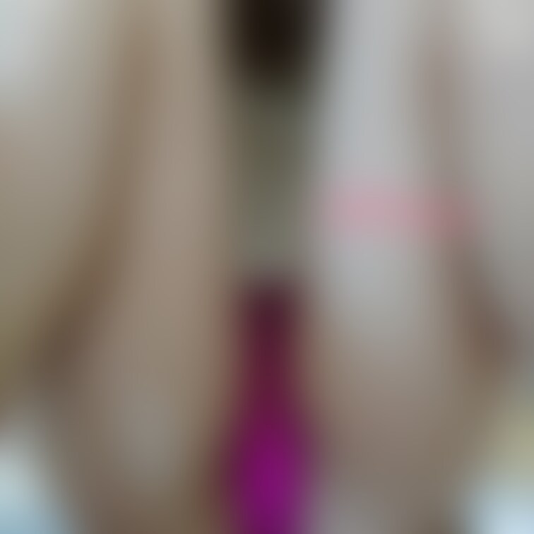 冬服はやっぱ白セーターですよねっ(*^^)v
下着は派手な色になりがちです(^ｰ^)
冬大好き～(๑´`๑)♡

#着替