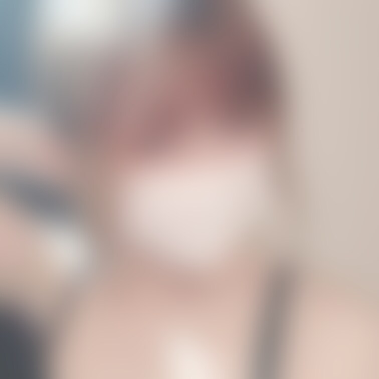 手コキをする前に撮った写真です☺️
動画ではイクまで手コキしました✨