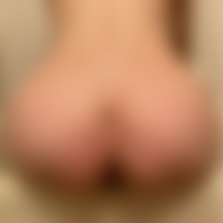 しっかり見てあげて下さい👀
うちの妻は
こんなに変態なんです…

下のお口は
どんなオチ◯ポも
根元まで飲み