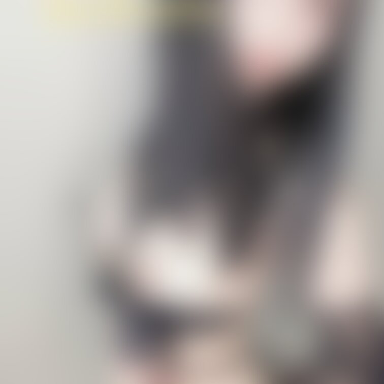 この衣装の後ろ姿えっっっっっっ……ちすぎる💕