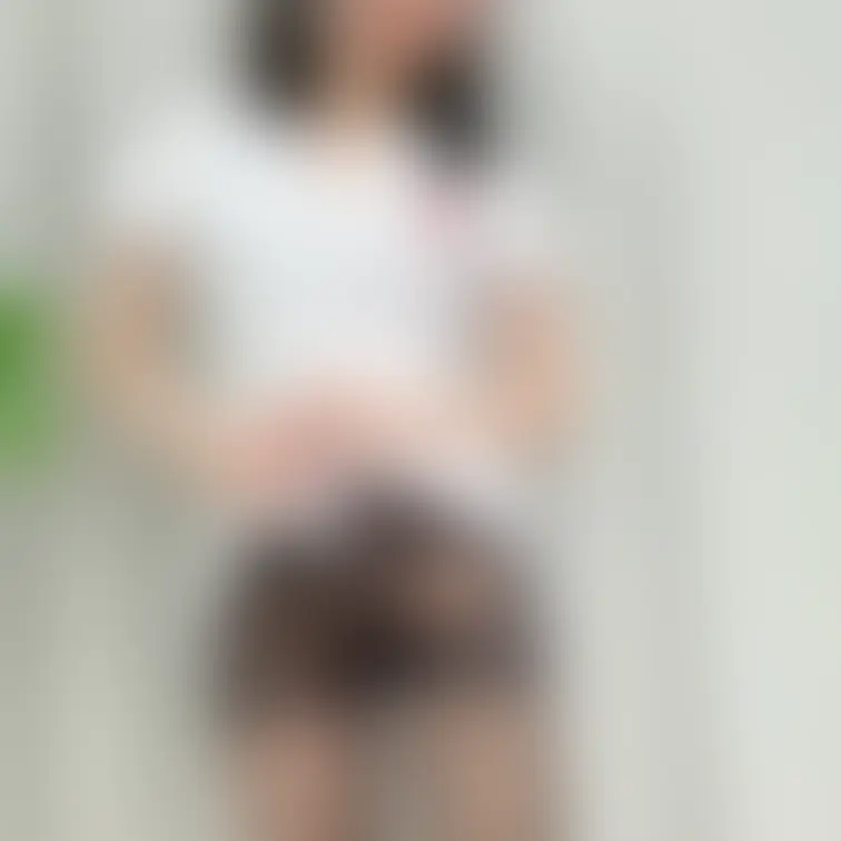 【写真集 #ナース服×黒タイツ8枚】

動画撮影中にいっぱい破いちゃった黒タイツと、ナース服の写真です💓っ  ̫ -