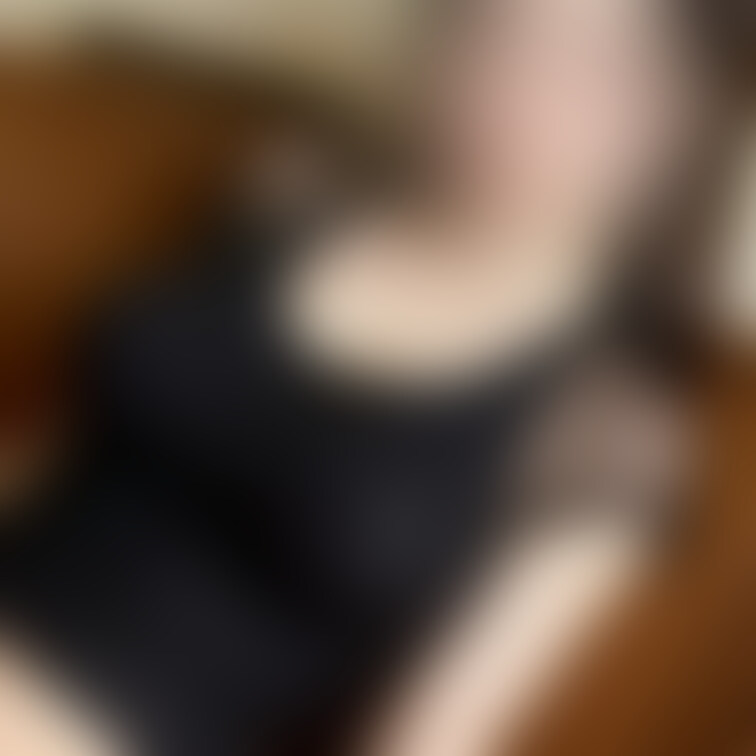 今日は学校で下着外したら先生に乳首いじられちゃって、、
すごい立ってるの恥ずかしい💦
実はこの後そのまま授業受けまし