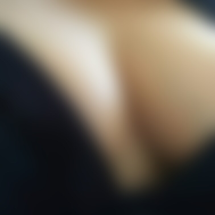 谷間