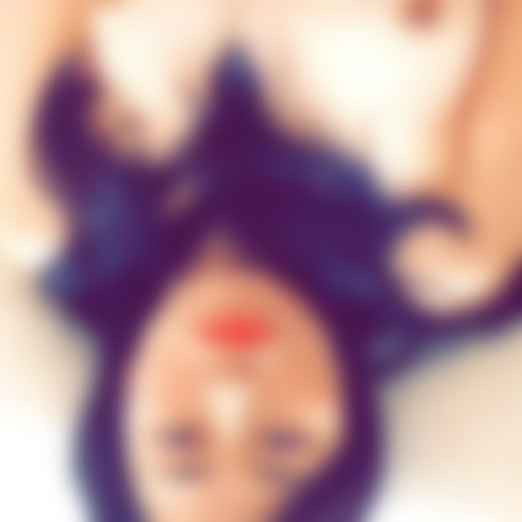 昼下がりの愛妻でございます。

最近、妻に官能書を読ませており欲情の向上に仕向けています。

清楚な容姿を持ち合