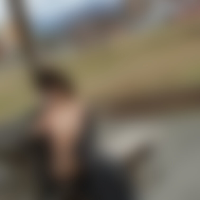 ニーハイ×ビキニ露出の画像をどうぞ♡
動画は○○○の独占配信プランで公開してます🥰
