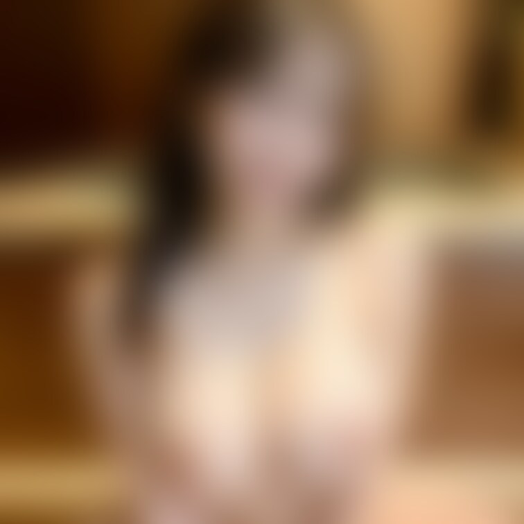 「バスローブ美人」からの非SNS画像です