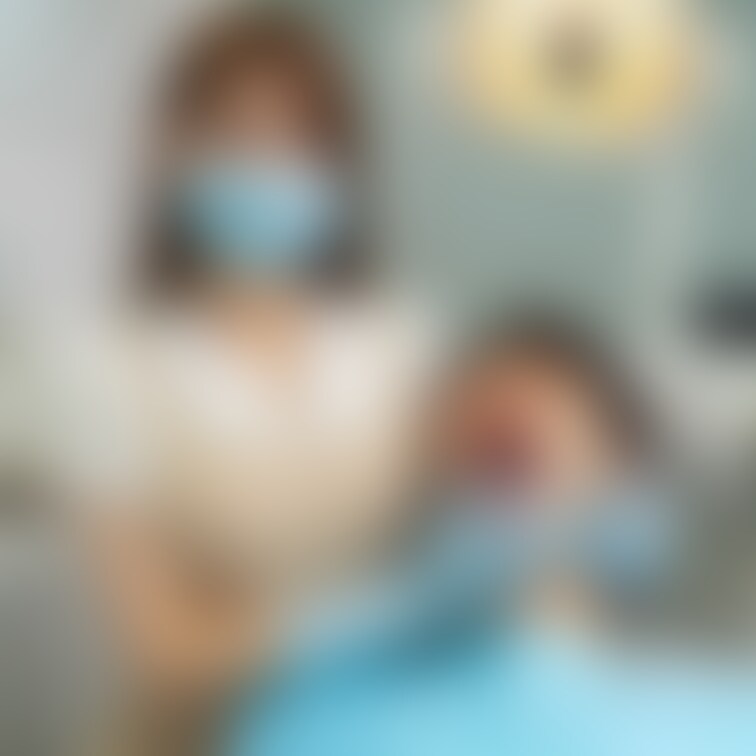 怖くないよ、あーんしてね