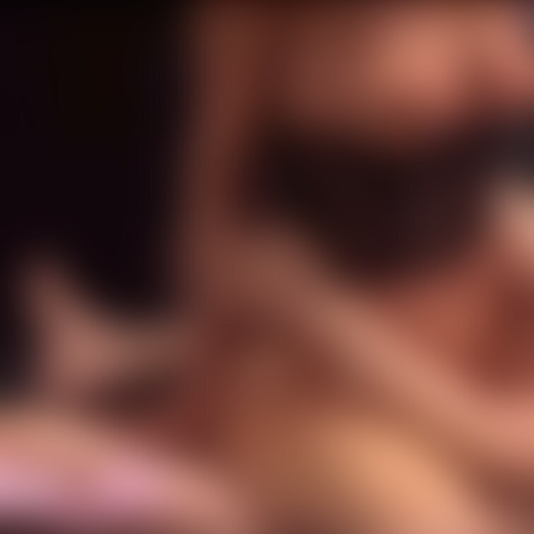 騎乗位で腰ふりまくり中イキしまくり