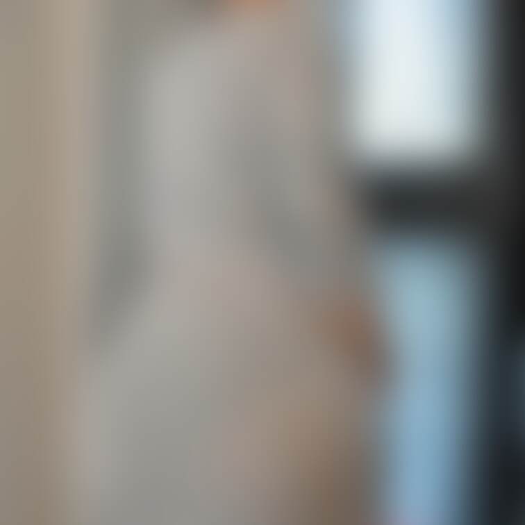 パンツ透けちゃってます(*ﾉωﾉ)

※この画像は無料プラン加入でご覧になれます🎵
