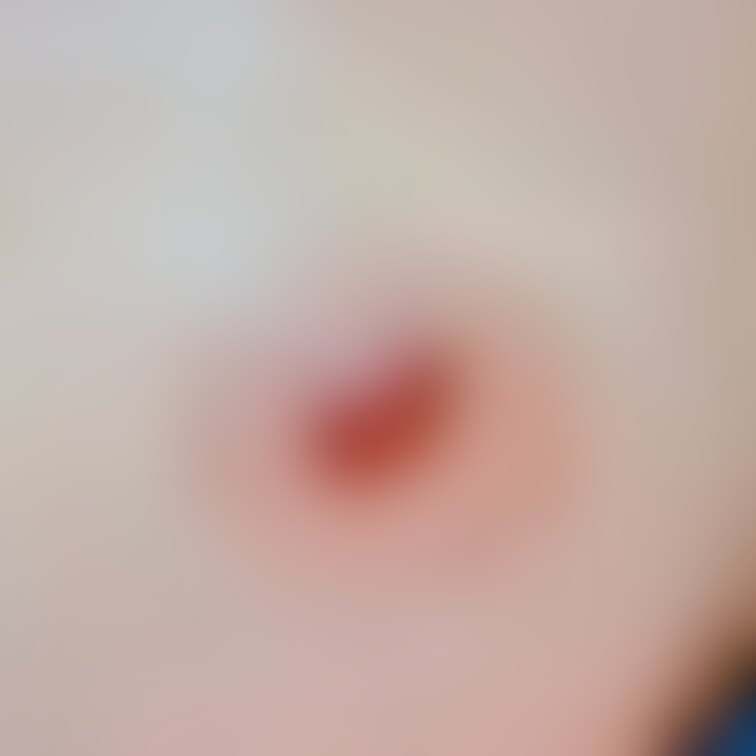 おは乳首❤️
なんてどうですか？😂

アップにし過ぎてちょっとボケちゃった💦

この乳首の周りのボツボツが増え