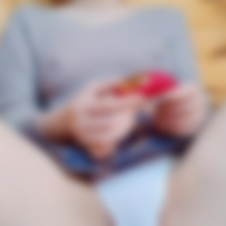 制服コスプレで、ウーマナイザーくりイキ♥