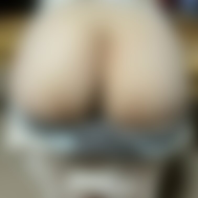 アナル見え😳