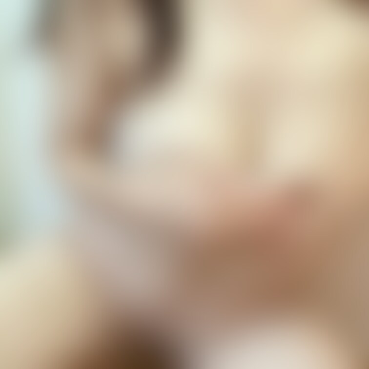 あや28歳、現在妊婦8ヶ月の妊娠前の写メになります！
ピチピチの真っ白な肌と大きなおっぱい最高に柔らかくて魅力的です