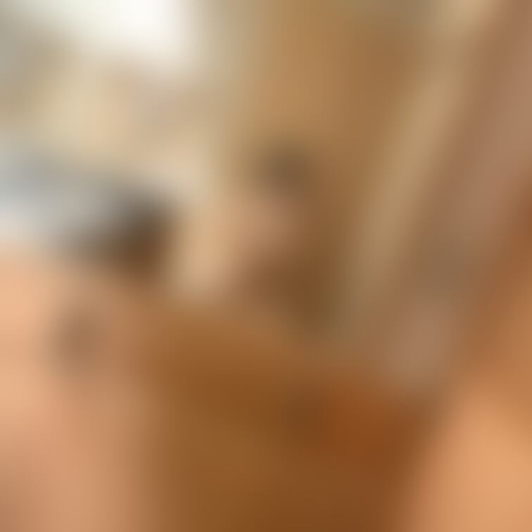 最近のいろんな自撮り☺️
3つ目は窓に映った自分を自撮りしてるところ笑