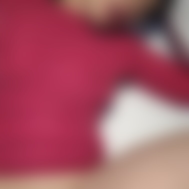 ❤️少し生えかけのお○んこ❤️何時もはパイ○ンですかこの時は何となく毛の有るお○んこ舐めたくて剃らせませんでした😁