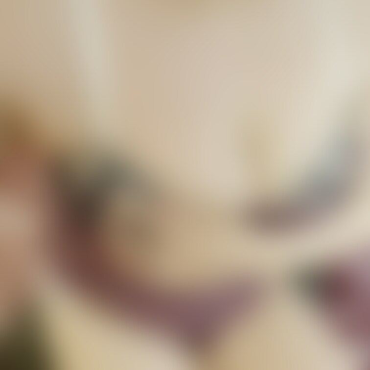 挟んでご奉仕して顔にかけられるのが好き