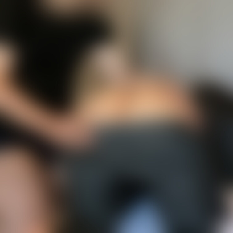 ※無料プラン対象
パンツスーツの中身＆その上からさわさわ♡

【穴開けスーツSEX大量ぶっかけ】眼鏡＆地味子のパン