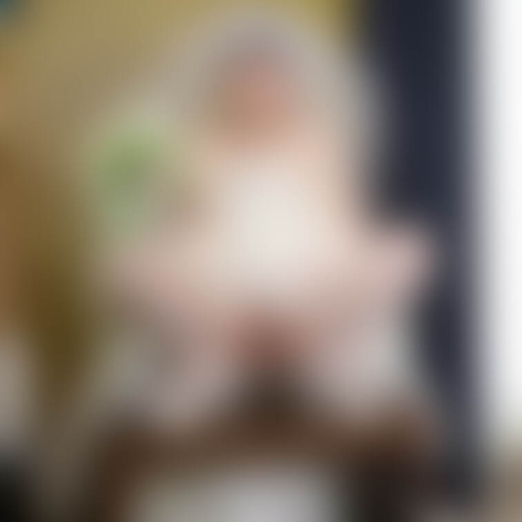 #003 MKちゃん　
花嫁さんのおしっこ見てください(#^.^#)（15/23ページ）

プレミアムプラン専用モ
