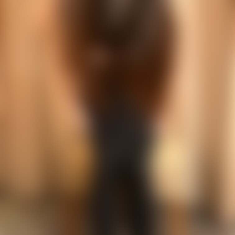 今日もおつかれさまでした🤗✨
パンスト脱いでゆっくりしよ❤️
ん?なんか視線を感じる〜〜😍💕
な〜んてね🤭💕