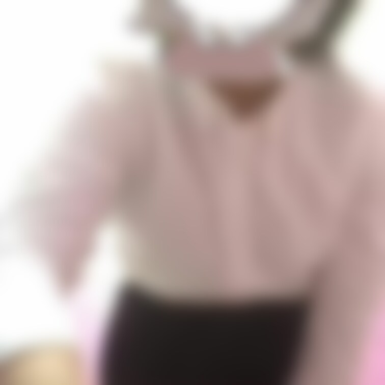 更衣室で着替えてるところ撮ってみました！🎀
何に着替えてるかは秘密です😊
みんなが見れない女子更衣室の風景をお届けし