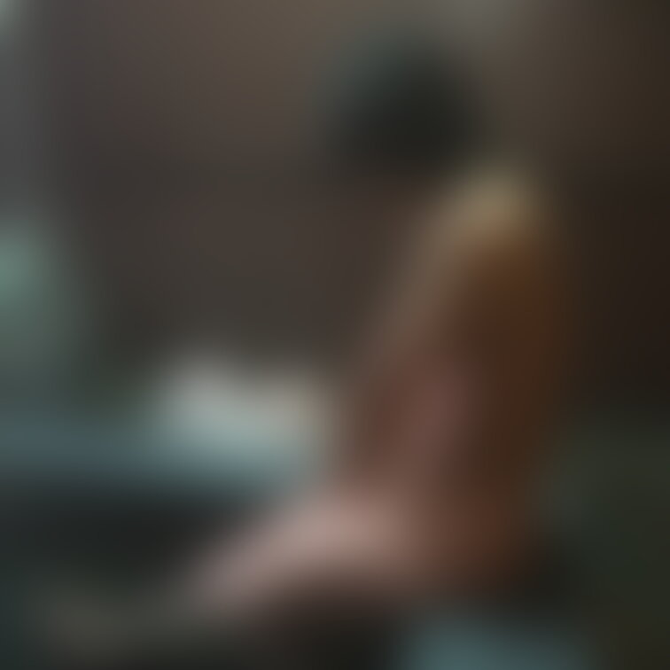 弥生さん。初対面の時に撮った画像です。京都からドライブして伊豆へ。そこでいきなり全裸になってくれました。近いうちにみずき