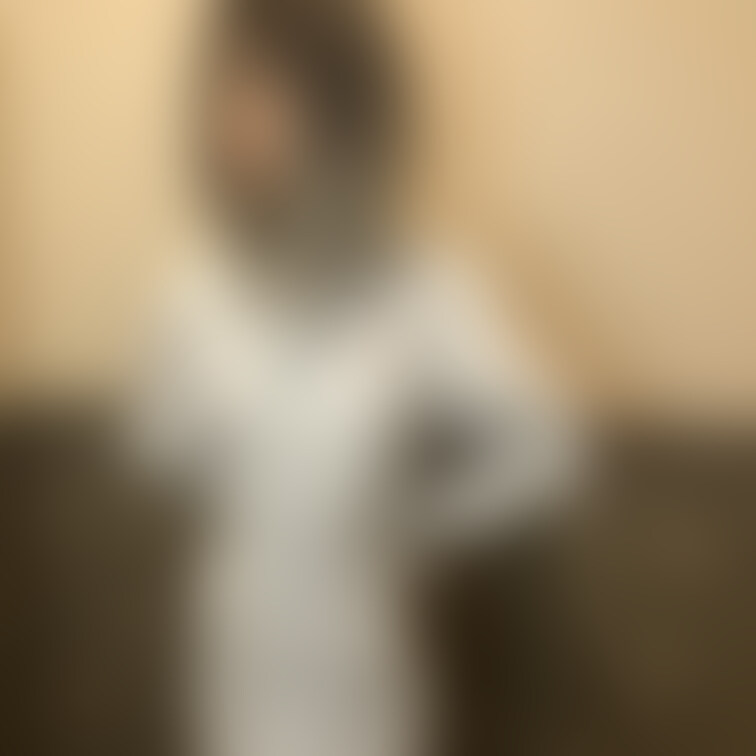 白シャツ似合いますか？