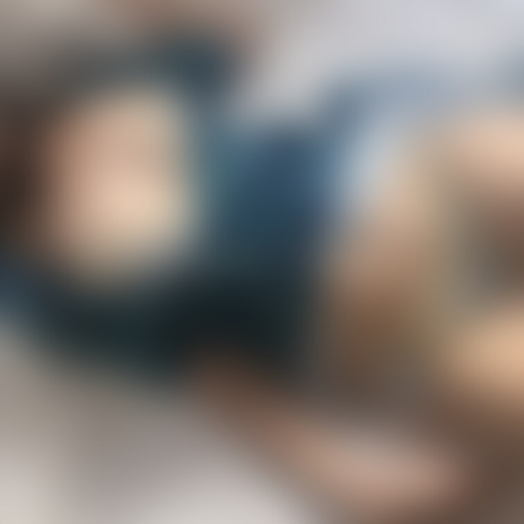 こちらのランジェリー💕
引き取って可愛がってくださる紳士さまはいませんか？
ご連絡お待ちしてます