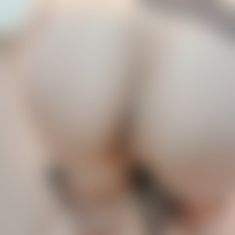 オモチャとデカ尻♪

【みみからのお願い💕】 
えっちだと思ってくれた方は 
写真下の♡印をポチッとしてくれると