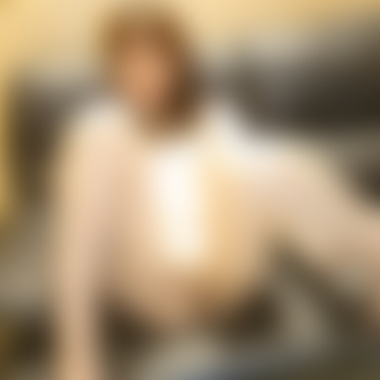 ⭐️おすすめバックナンバー!
元カノで今は従順なドMの人妻です
人のものだと思うと余計に興奮してやりたい放題ハメ