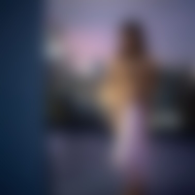 9月8日にコスホリで公開する予定の写真集、、！

お外でこんなことになってるけど、
大丈夫、、？！🫣