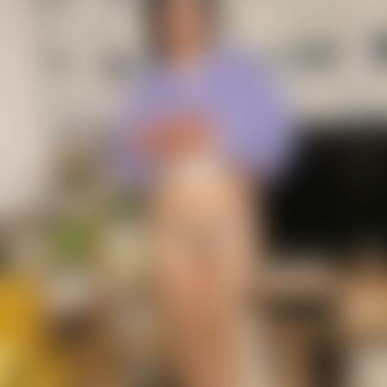 【Premium model】#023_佐々木優衣
「ド変態佐々木ちゃんのガニ股ピース(#^.^#)」(2/26ペー