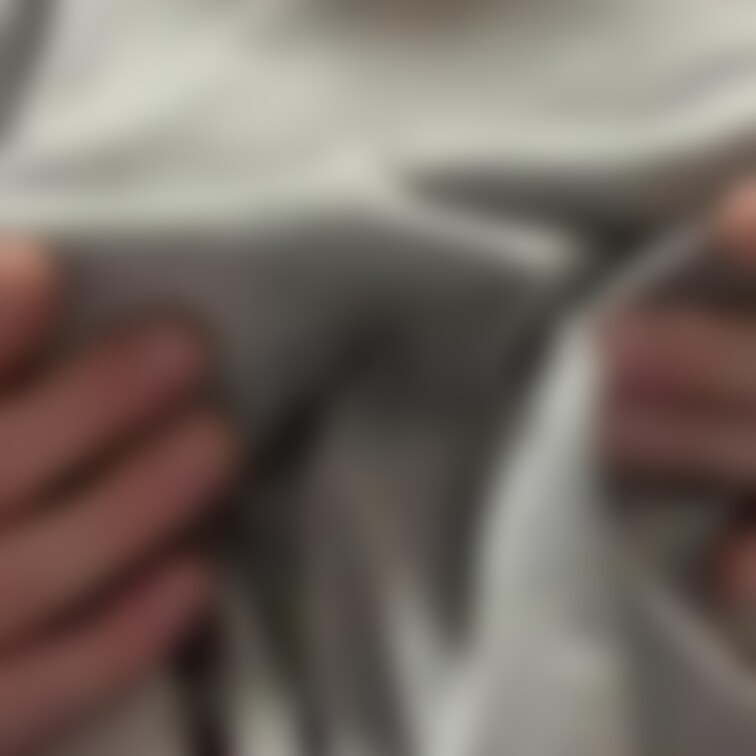 Tシャツの上から（再投稿）