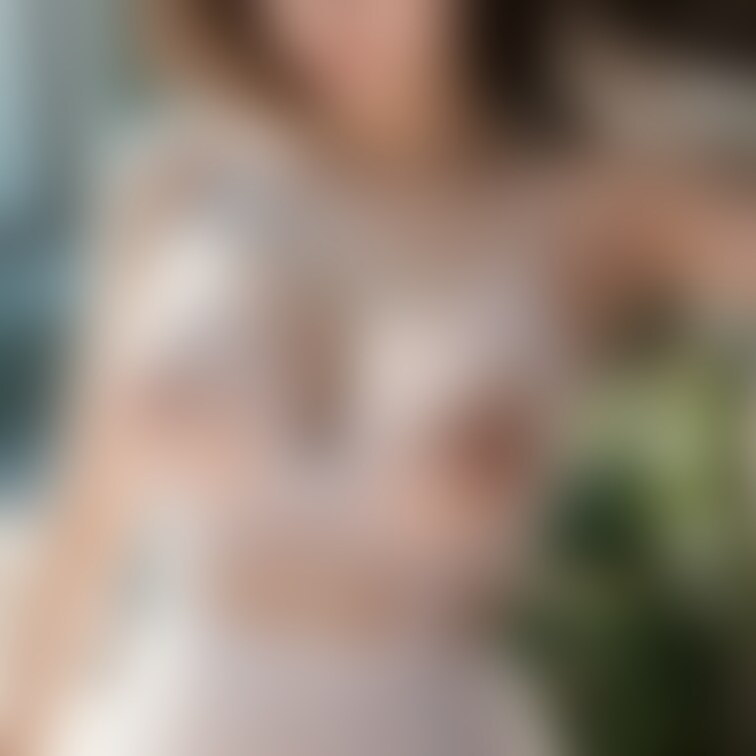 ドレス美女 その６
Dress beauty part 6

一部下着・ヌードです。
She's partial