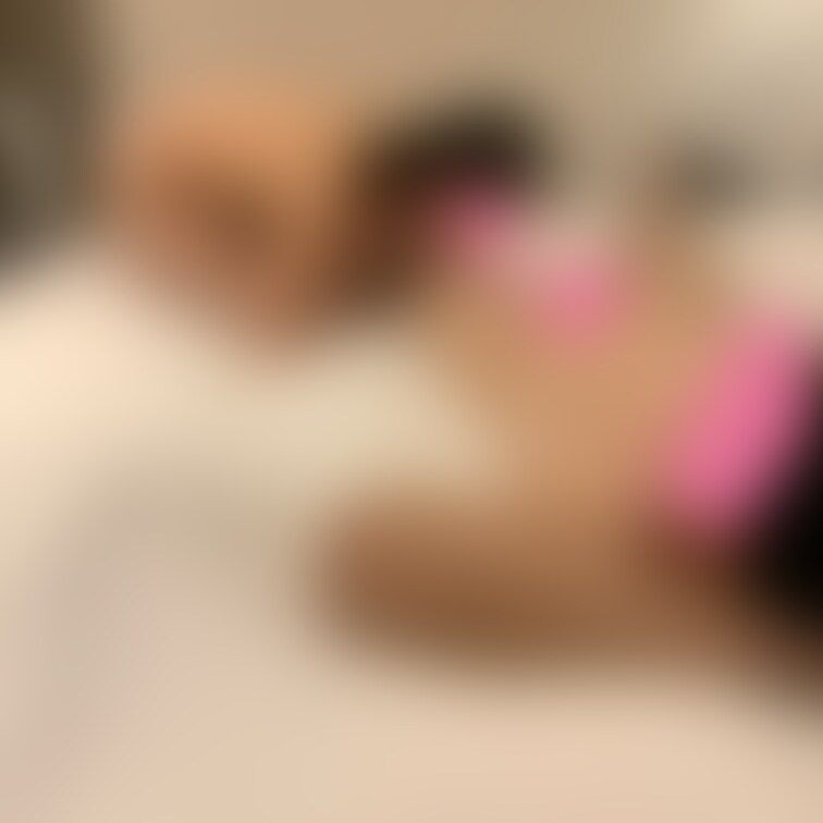 <本日の1枚>
旦那以外の男性に、不慣れな全身リップを頑張るYuri。こんな格好してたら、そりゃ他の男性からバックでぶ