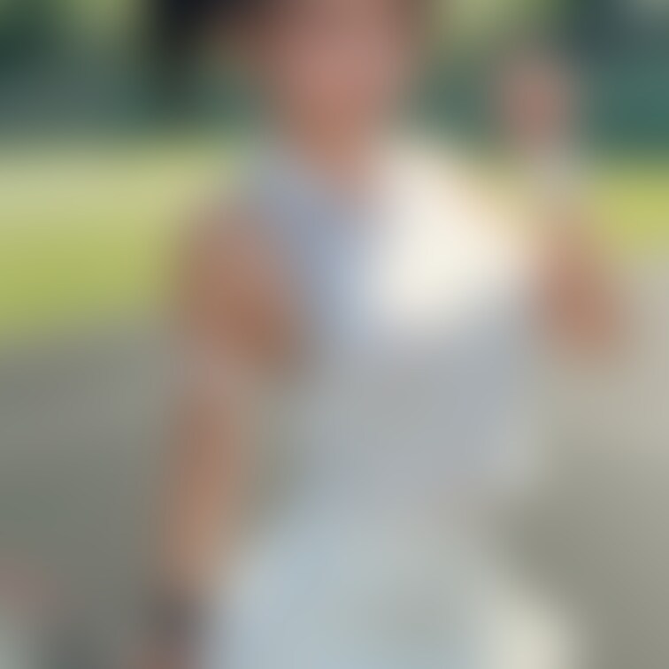 フォロワーの方からリクエストを受けて生成した画像です。
【リクエスト内容】爆乳の女性が、ロッカールームで汗だくの状態で