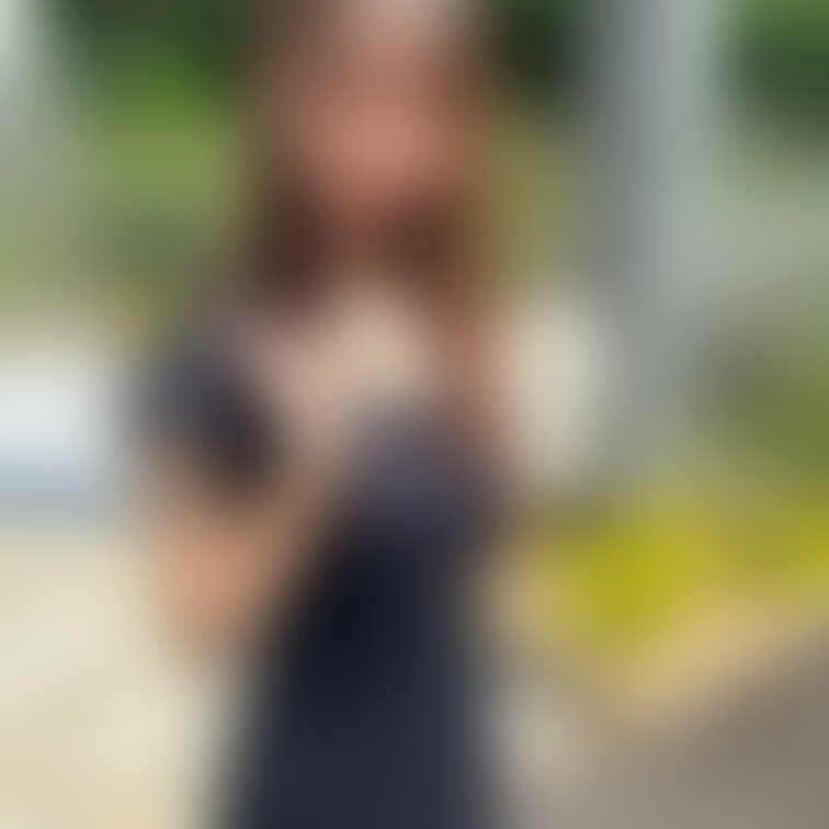 Xにアップした投稿の完全顔出しスタンプ無しバージョンです😖❤️ノーブラでちくぽち公園お散歩してきました😖❤️でも全然見て
