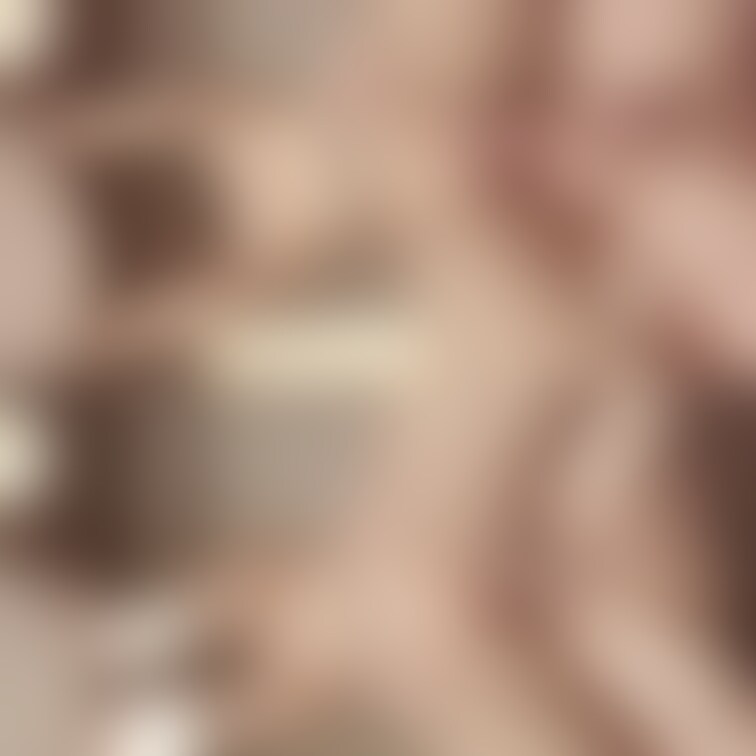 バニちゃんで後ろから🐰🤍
.
.
動画もあるよ☺️
https://myfans.jp/posts/b72781