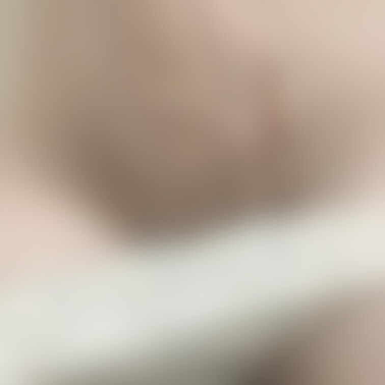 少しくちょくちょしてる〜

自分で撮影していると
このあと誰かに見られると思うと興奮するんですよね♡