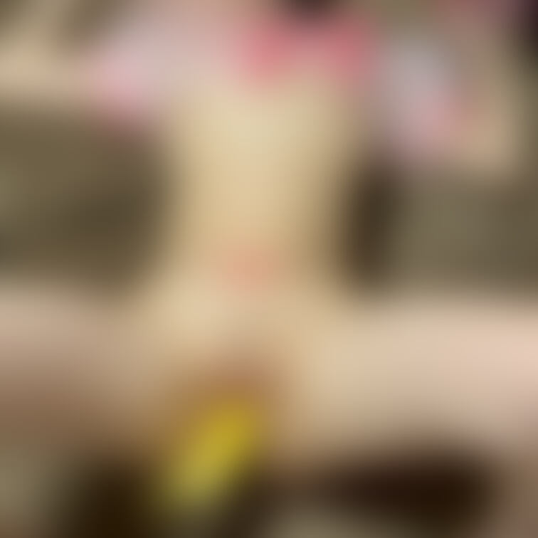 Xの続きです🧡いちごの制服コスプレ😖🧡  女体盛りの後はざこまんに本物のバナナ突っ込まれちゃいました😖🧡

💋私と直