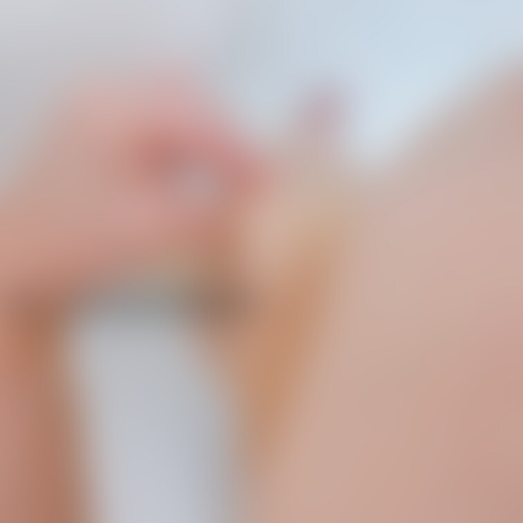 このお肉取りたい🥲
ねぇねぇ…
この写真におっぱいがあるの気づいた?
おはよ🐏🫧
10月もよろしくお願い