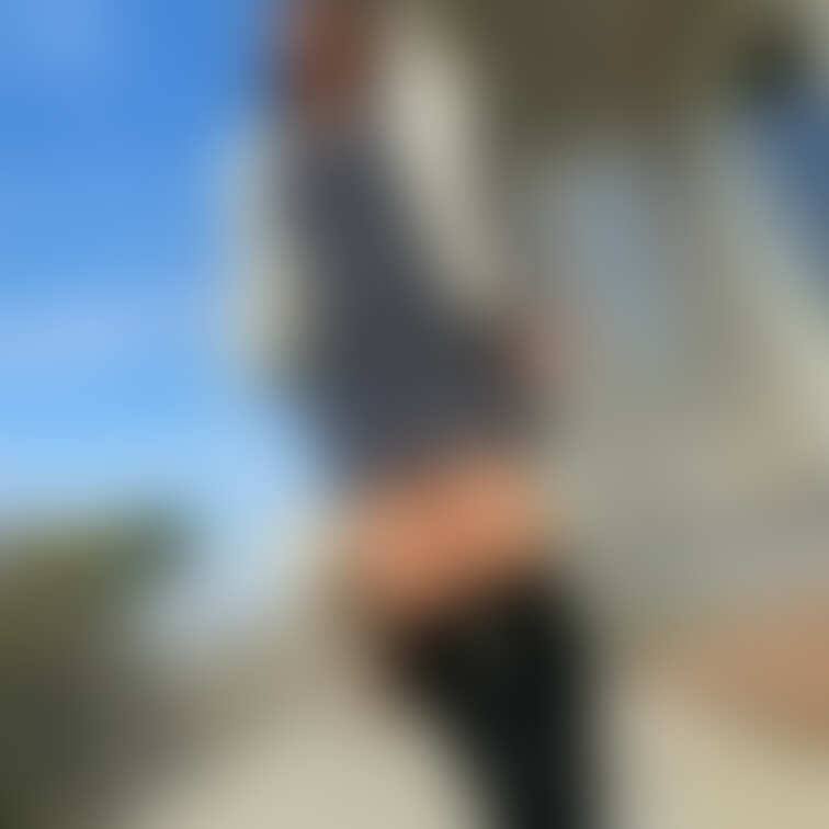 ミニスカート妻