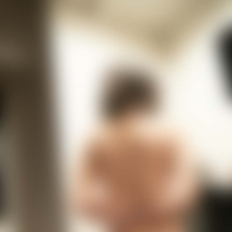 写真　雌犬◯教　檻