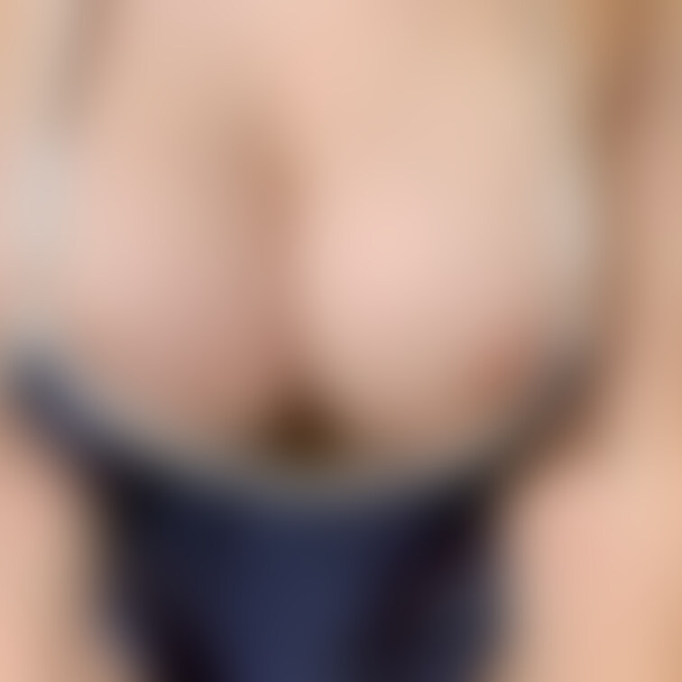 ドアップ巨乳💕💭
迫力がすごい😳